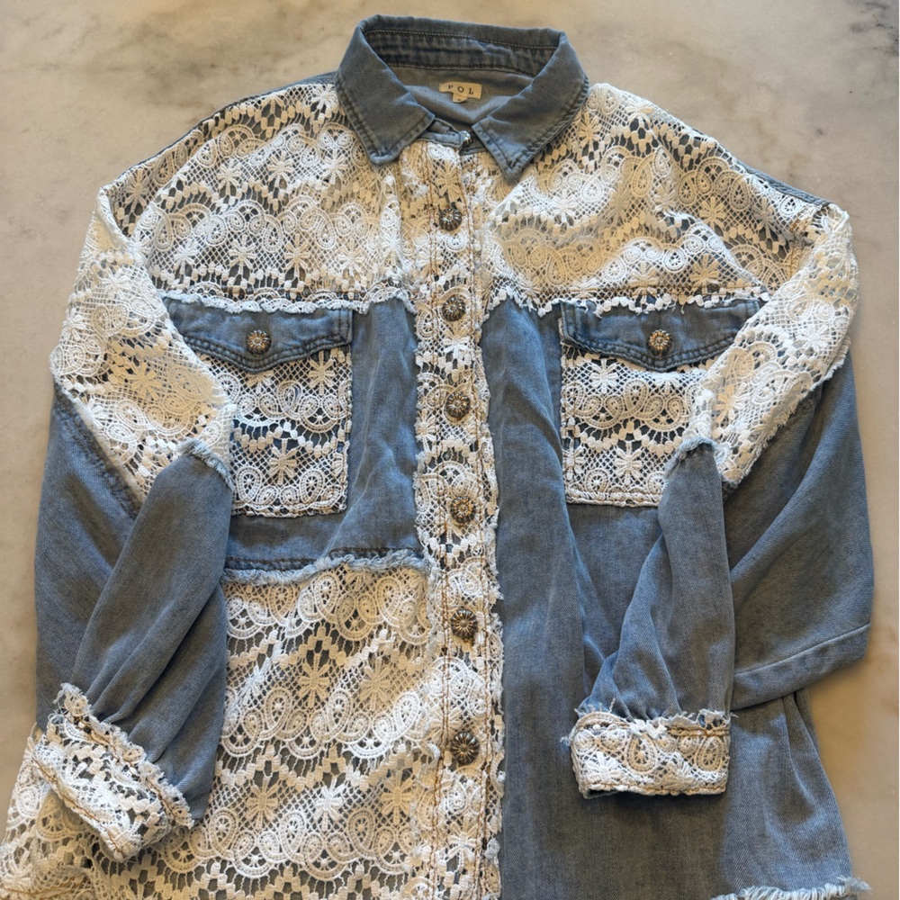 POL Denim/Lace  Oversized Shacket - Picture 5 of 6